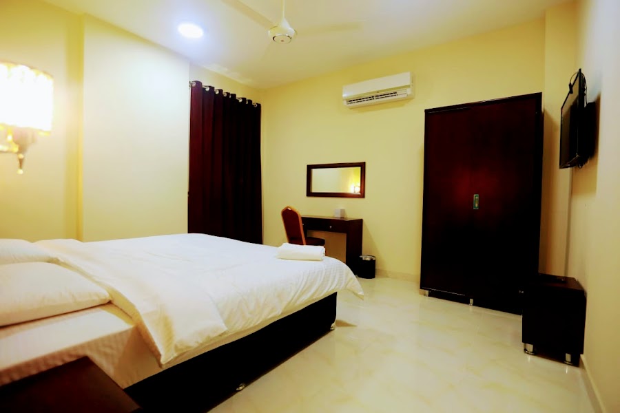 Al Dhiyafa Palace Hotel Apartments
