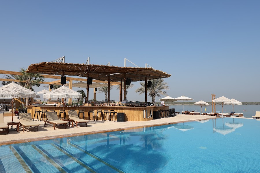 Îla by Yas Beach