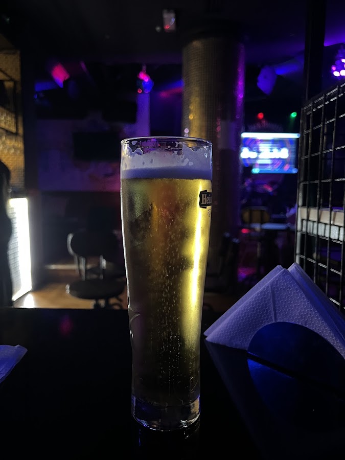 Cosmo Manila Bar