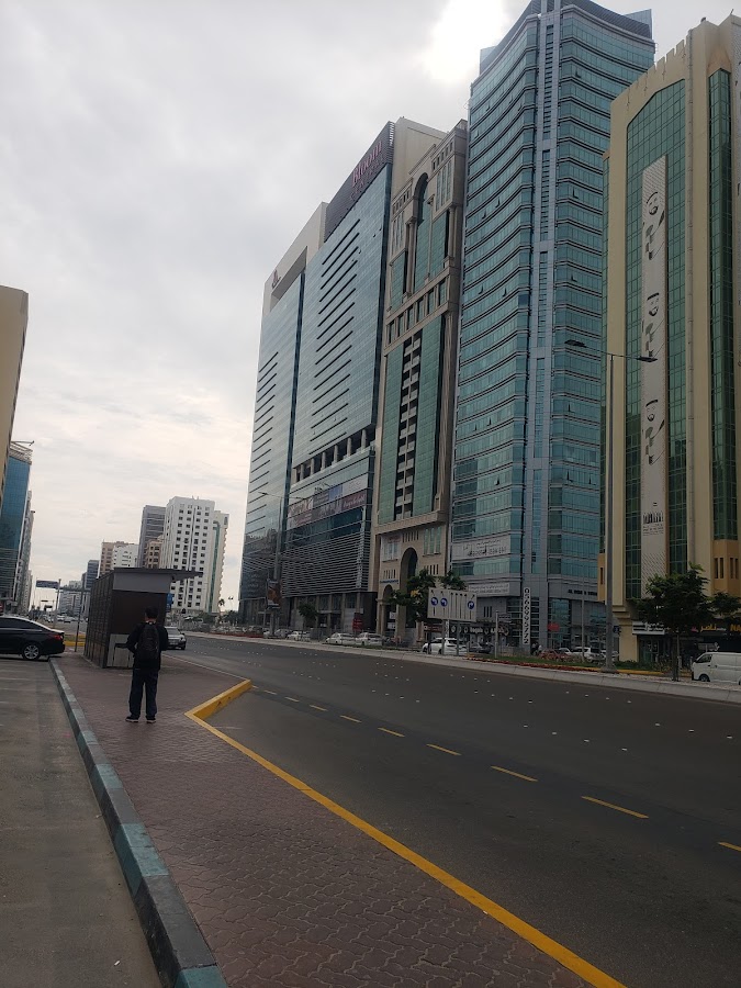 Abu Dhabi Car Rental With Driver — photo 3
