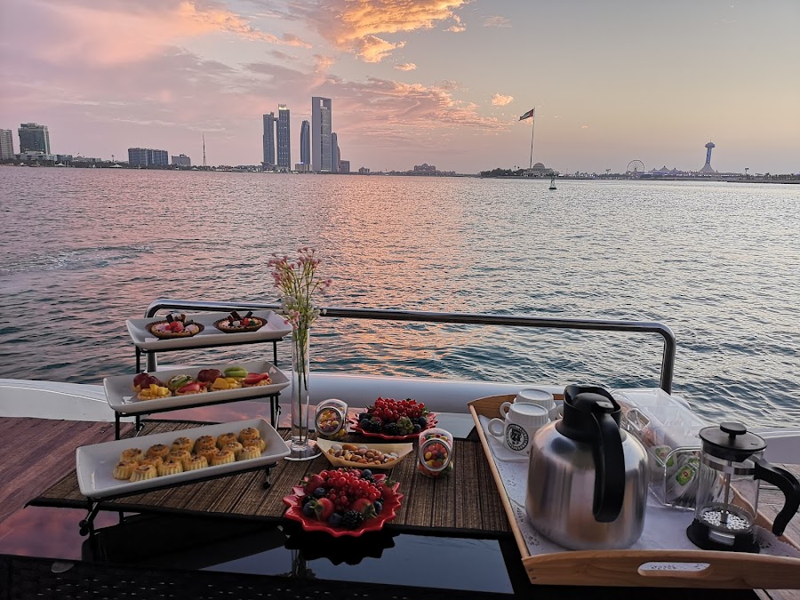 Seven Seas Yacht and Boat Rentals — photo 3