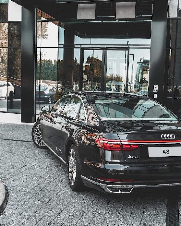 AL SADEED LUXURY RENTAL | Car with Driver Service In Doha,Qatar — photo 2