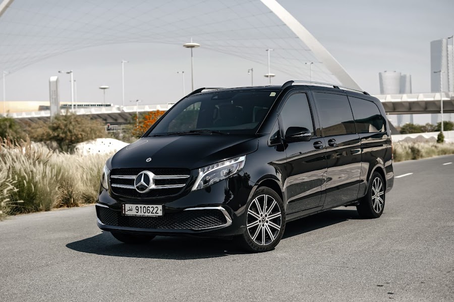 EAST WEST LIMOUSINE | LUXURY LIMOUSINE SERVICES IN QATAR — photo 2