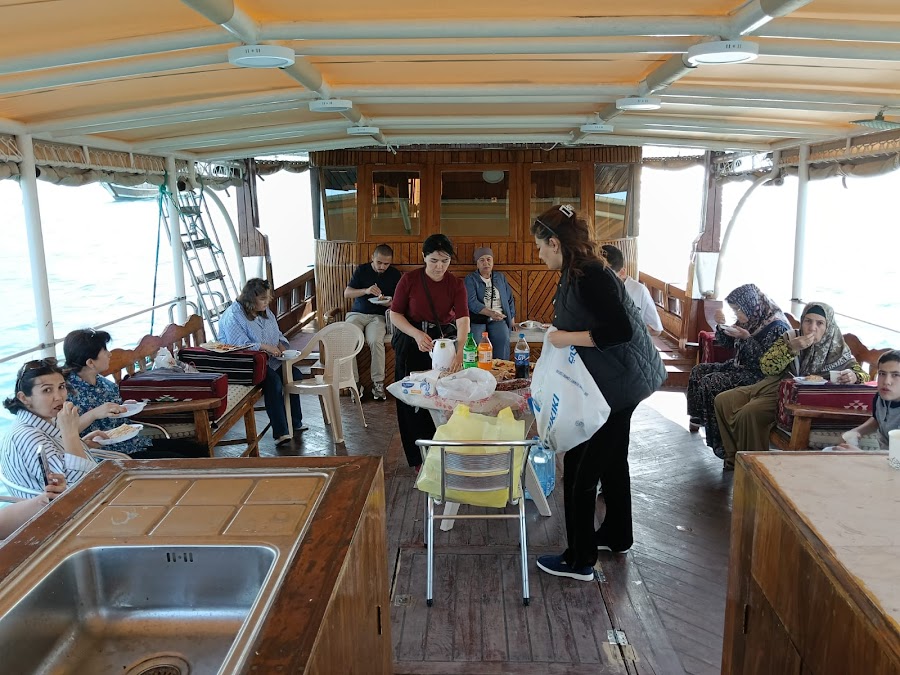 Al Keraan Boat Rental — photo 5