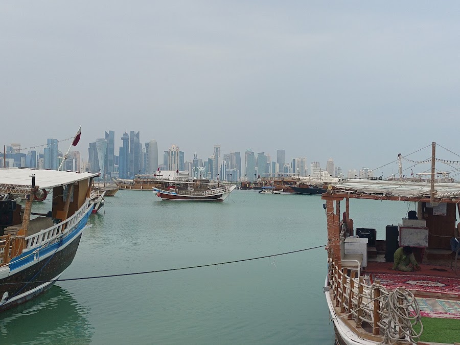 Tourist boat rentals — photo 2