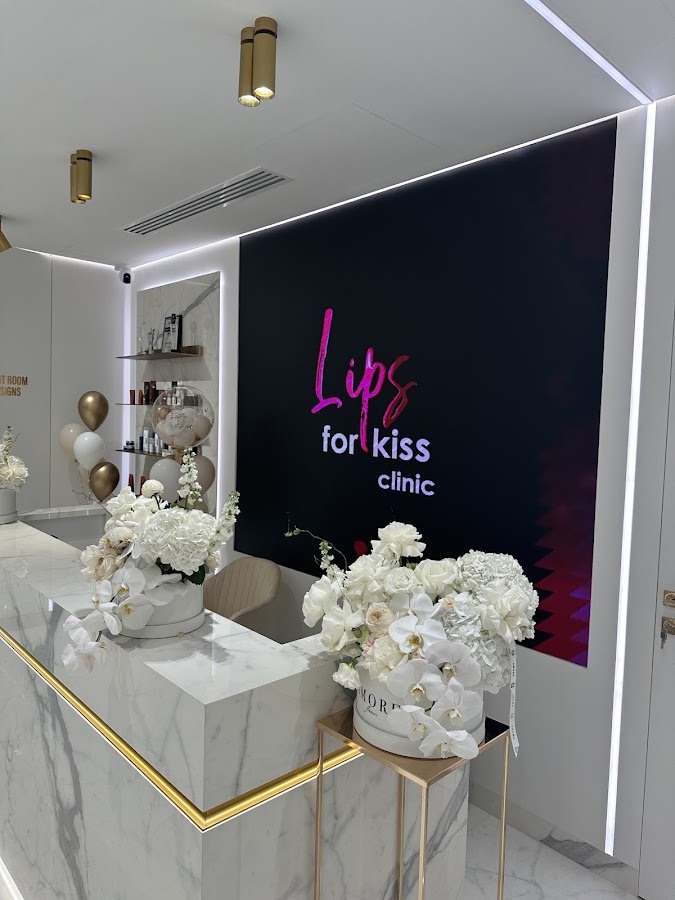 Lips for kiss clinic — photo 3