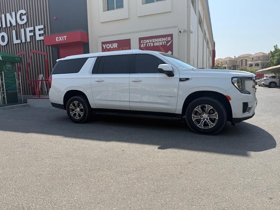 Chaufflor - Rent a Car with Driver in Dubai | Chauffeur Service Dubai — photo 4