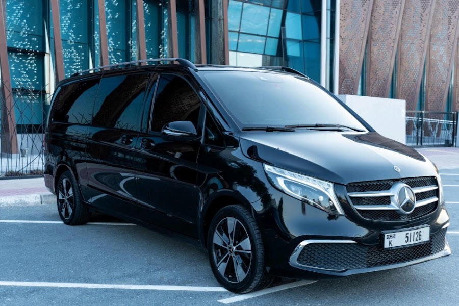 CABIOLIMO LIMOUSINE | Chauffeur Service | Airport Transfers | Dubai — photo 2