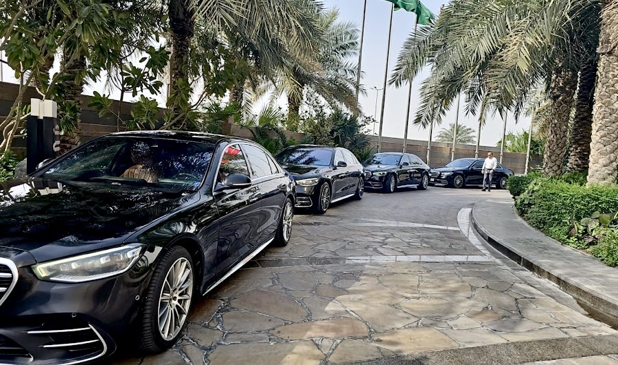Wellcare Limousines- Car With Driver in Dubai, UAE — photo 3
