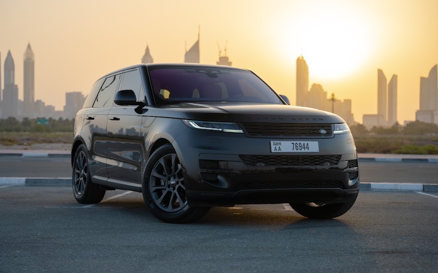 OX4 Car Rental – Luxury Car Rental Dubai