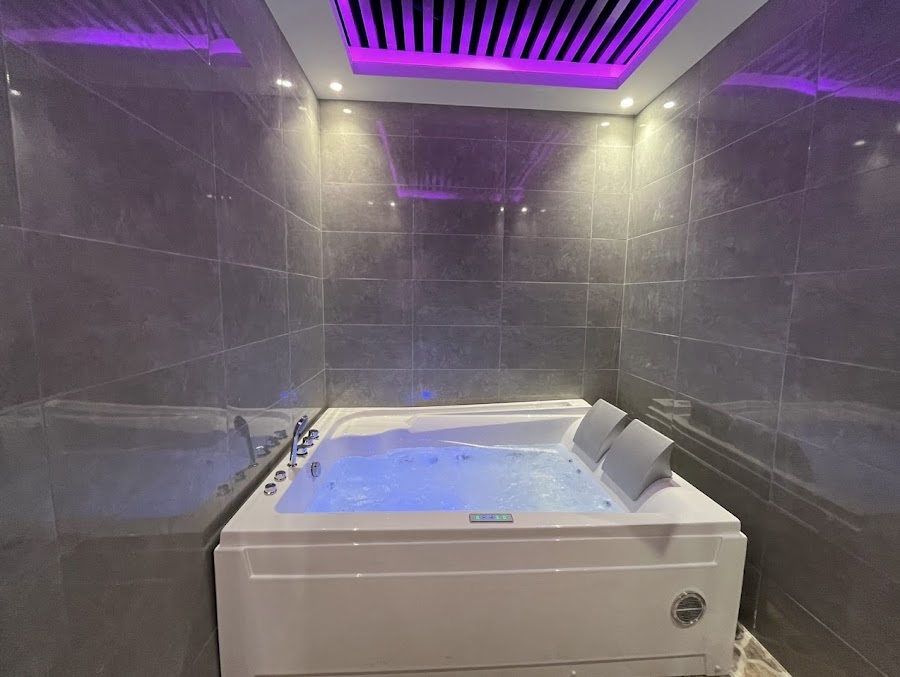 Bliss Spa Massage Marina