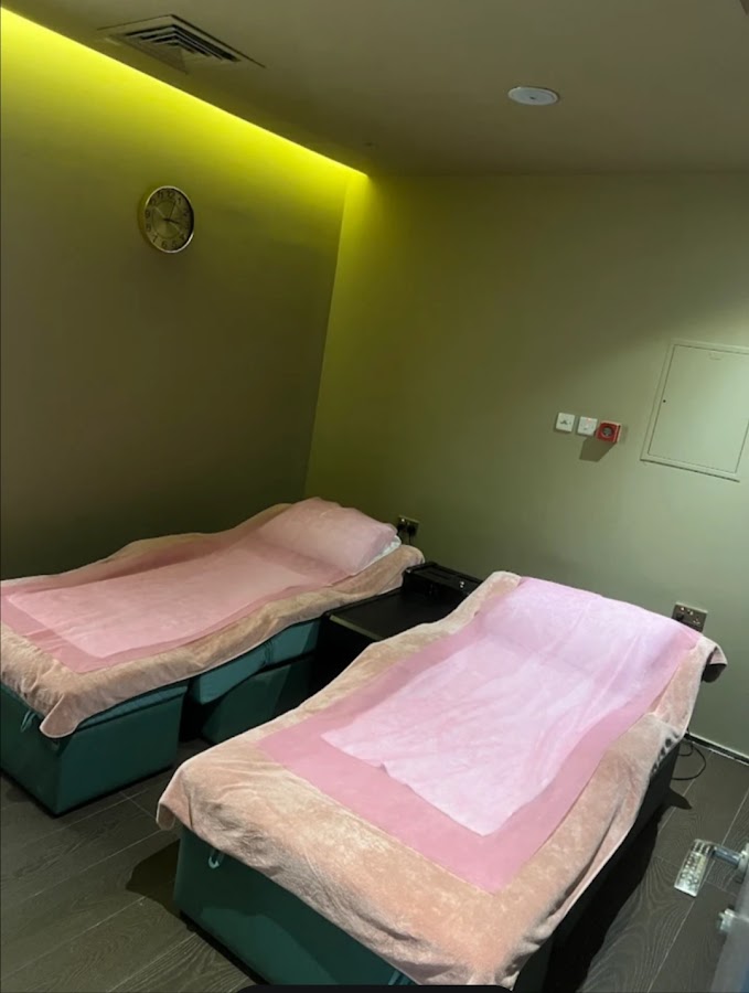 Spring Gents Massage