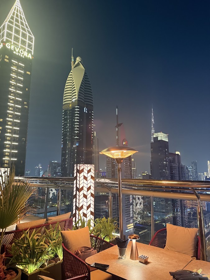 Level 43 Sky Lounge — photo 4