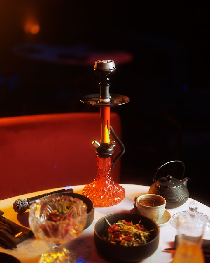 Zoloto karaoke & lounge