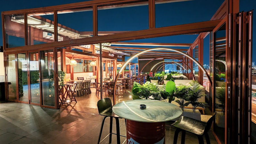 ASCENT -The Rooftop Lounge — photo 5