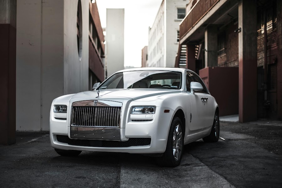Leon Car Rental - Luxury & Sports Car Rental in Dubai — photo 5