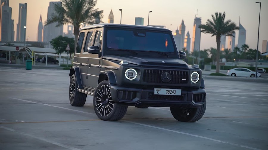 Premium Crystal Car Rental - No Deposit - Premium & Luxury Car Rental in Dubai — photo 3
