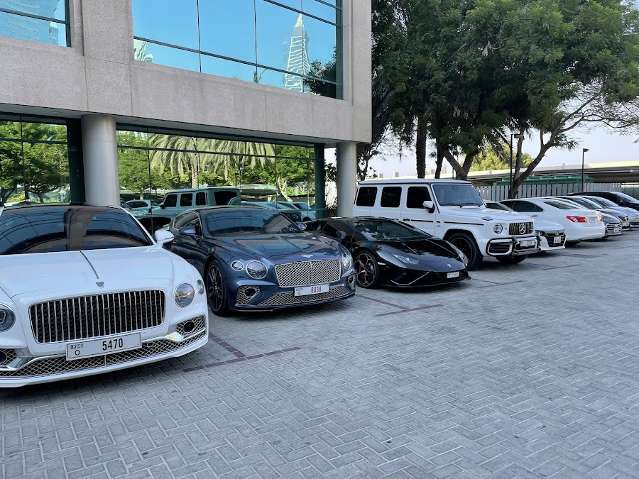 W Lounge - Luxury and Sports Car Rental — photo 5