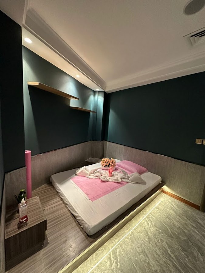 Luxury Thai Spa Massage Center