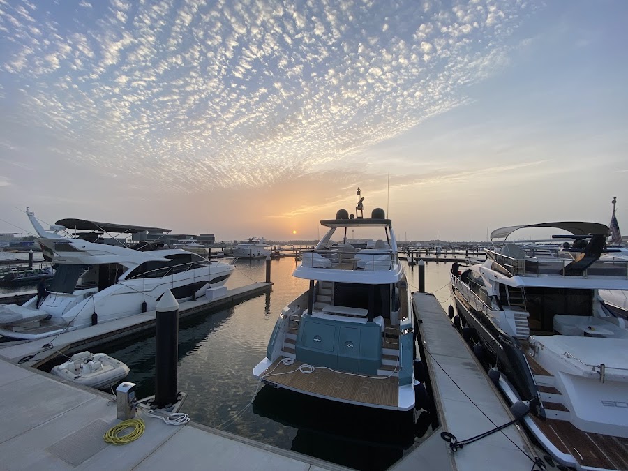 BluesquareYachts - Yacht rental Dubai — photo 5