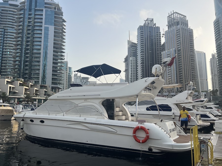 MY Cruises for Luxury Yacht Rental Dubai — photo 2