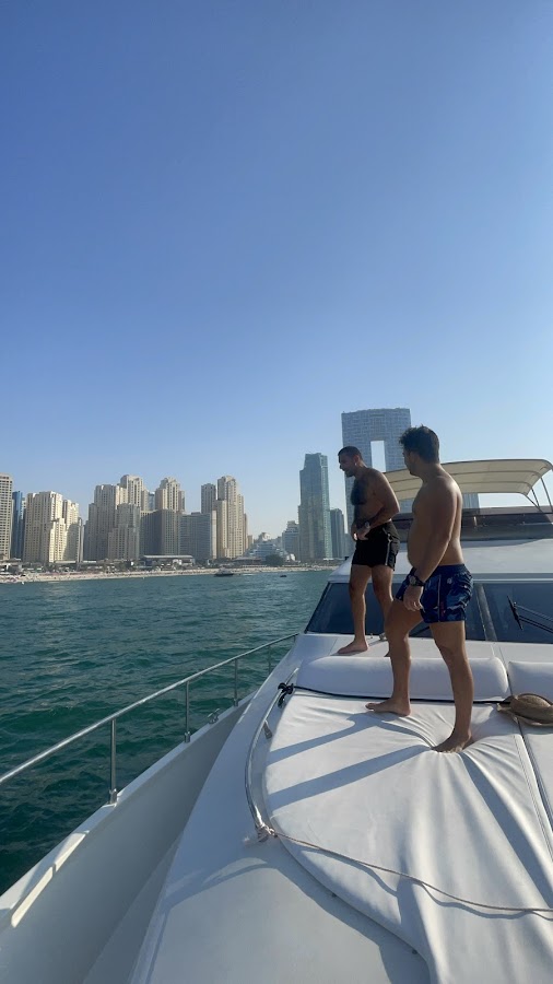 Mugul Yachts | Yacht Hire Dubai - Private Yacht Rental Marina