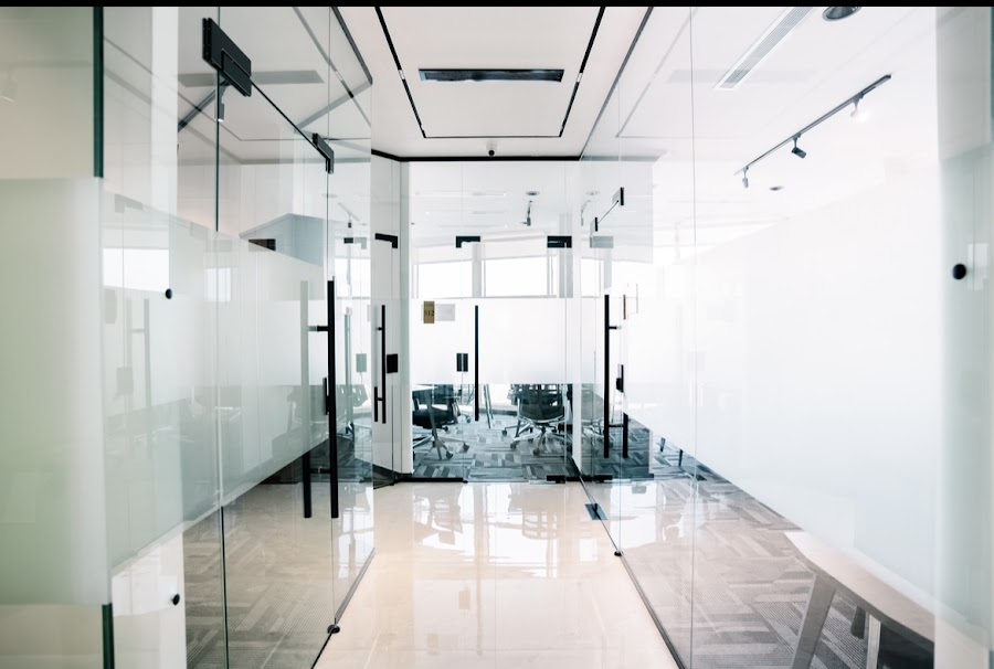Oval Offices | مكاتب اوڤل — photo 2