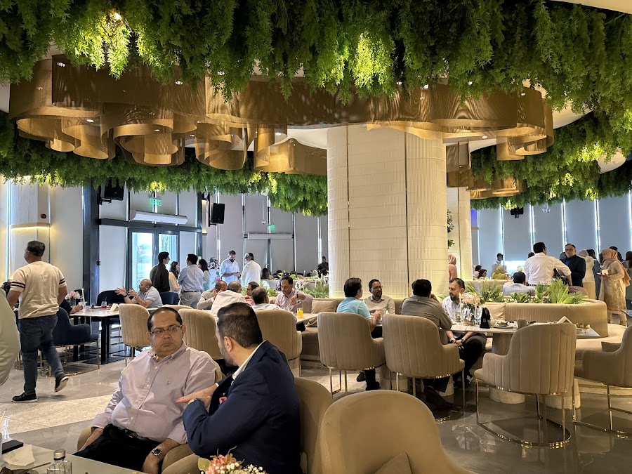 VORA restaurant & Lounge — photo 4
