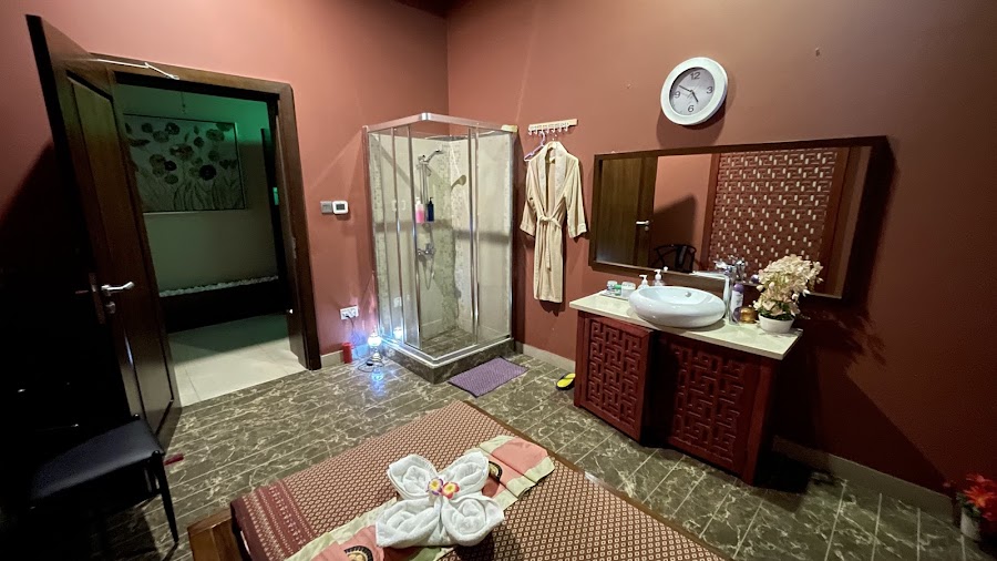 Aura Massage & Spa - Arch Hotel