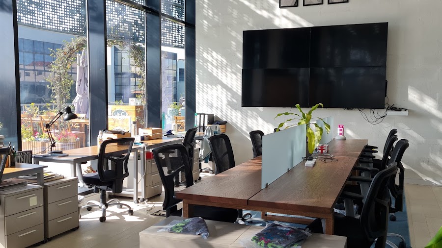 The Collective Hub - Adliya Branch — photo 2