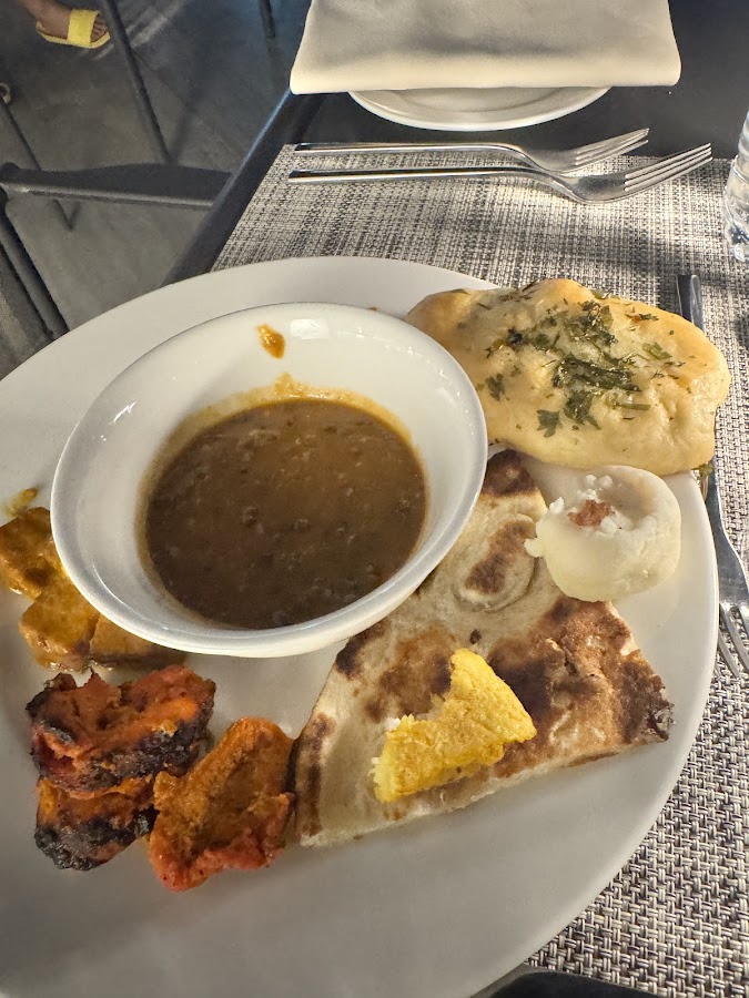 The Restaurant at Crowne Plaza Muscat — photo 3