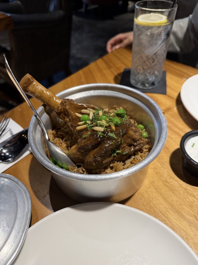 Kalabash Restaurant & Lounge