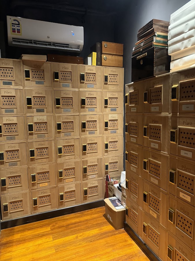 PURO - Members Only Cigar Lounge — photo 5