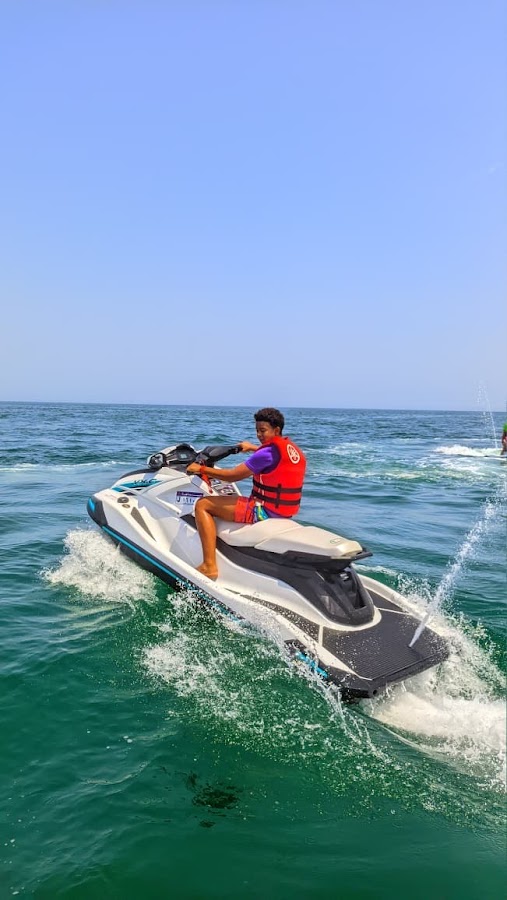 متعة الريادة لتأجير الدراجات المائية Fun Pioneer Tours Jet Ski Rental — photo 3