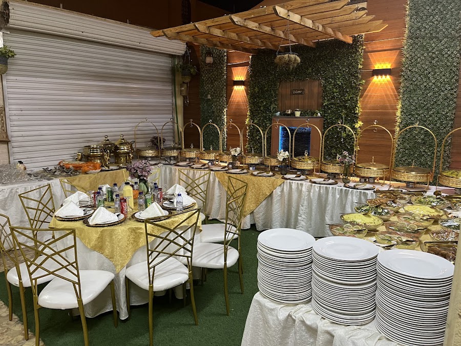 Restaurants reported the evening of concerts and open buffet — photo 3
