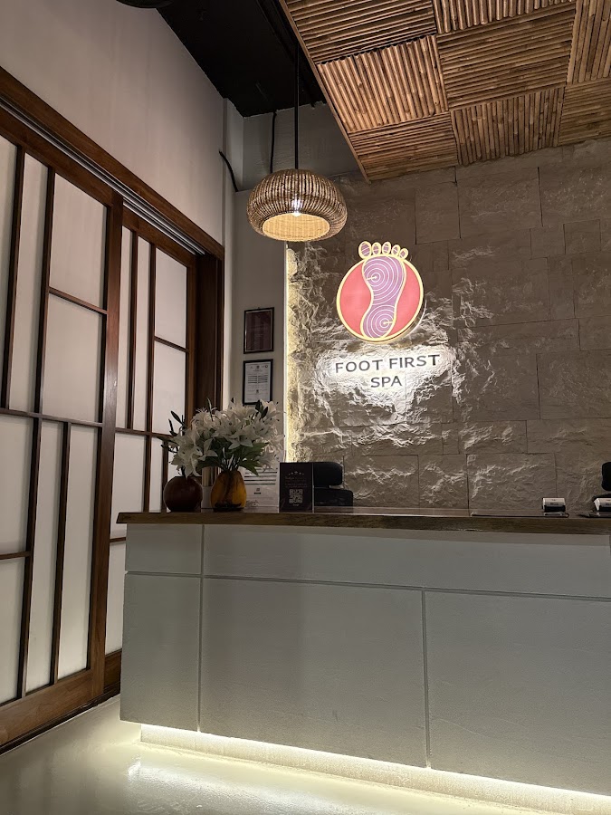 Foot first spa القدم اولا للمساج — photo 2