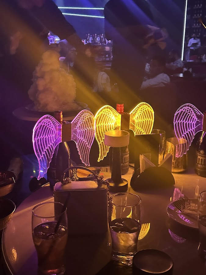 L.A LOUNGE CLUB — photo 2