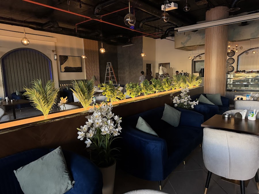 لاونج الو كافيـه | ALO CAFE ( فرع الحمراء ) — photo 5